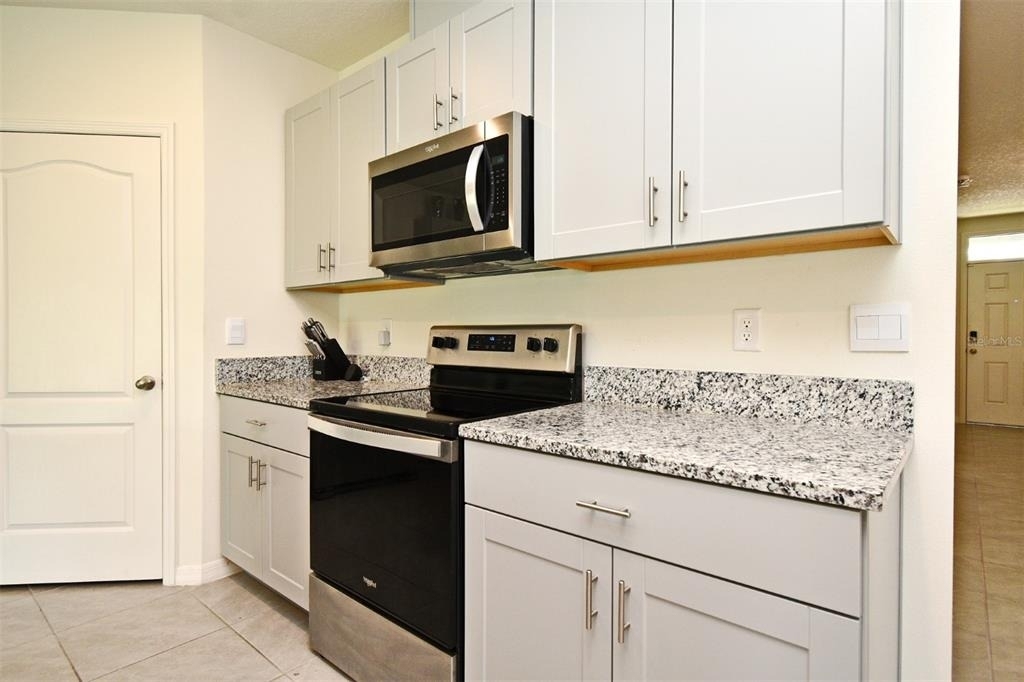440 Baroness Way - Photo 15