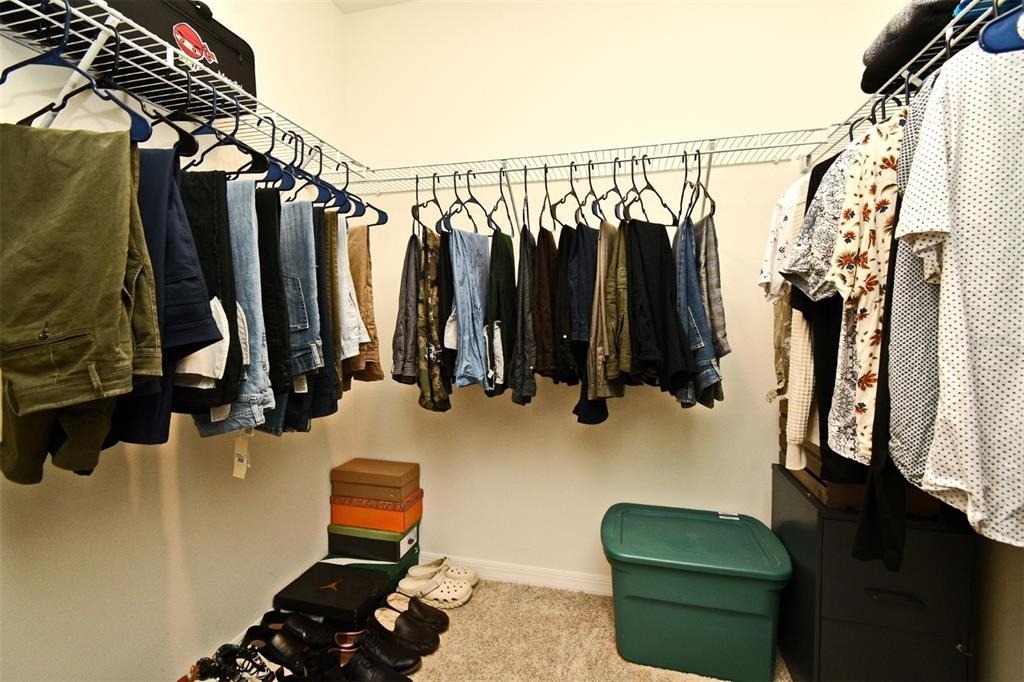 440 Baroness Way - Photo 32