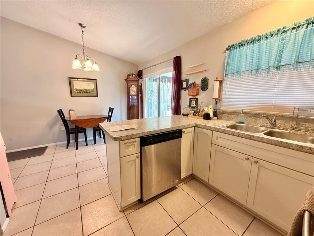 12258 Foothill Street - Photo 20