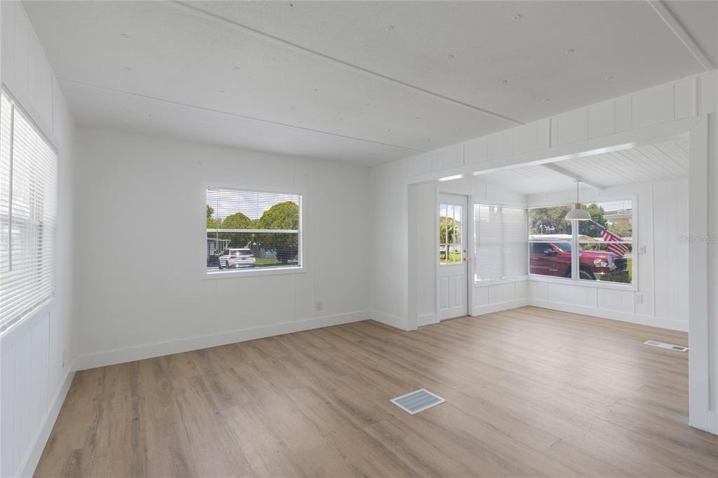 814 Roseapple Avenue - Photo 3