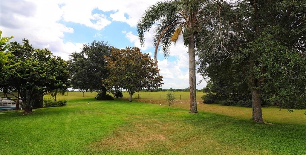 21300 Royal St Georges Lane - Photo 23
