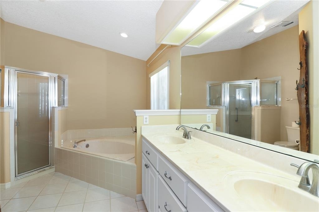 21300 Royal St Georges Lane - Photo 13
