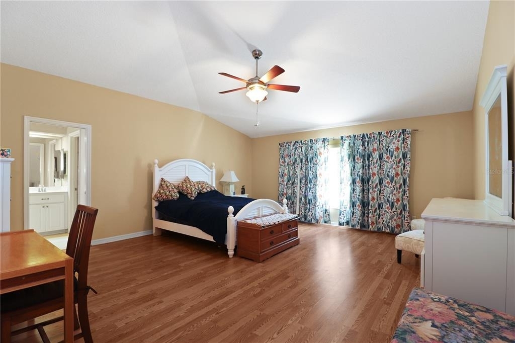 21300 Royal St Georges Lane - Photo 12