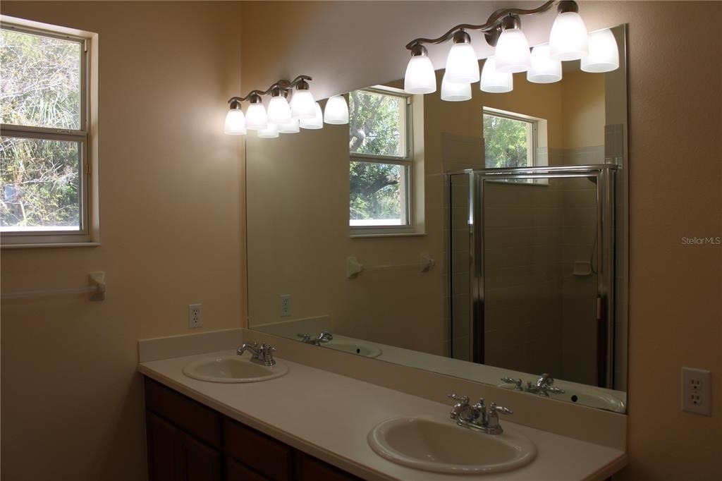 7803 33rd Street E - Photo 16