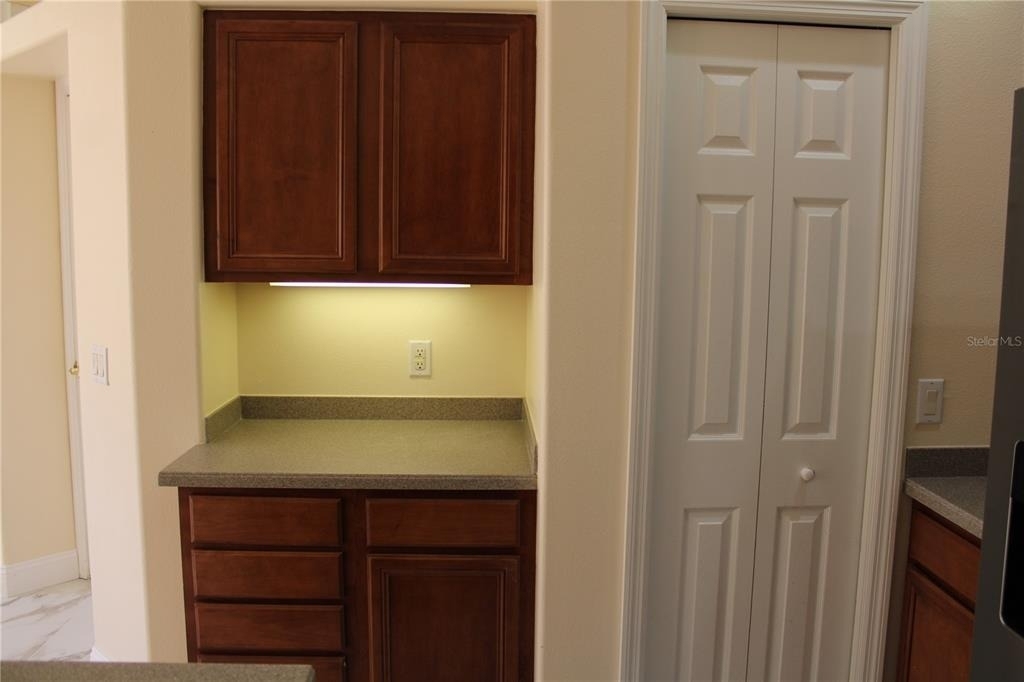 7803 33rd Street E - Photo 5