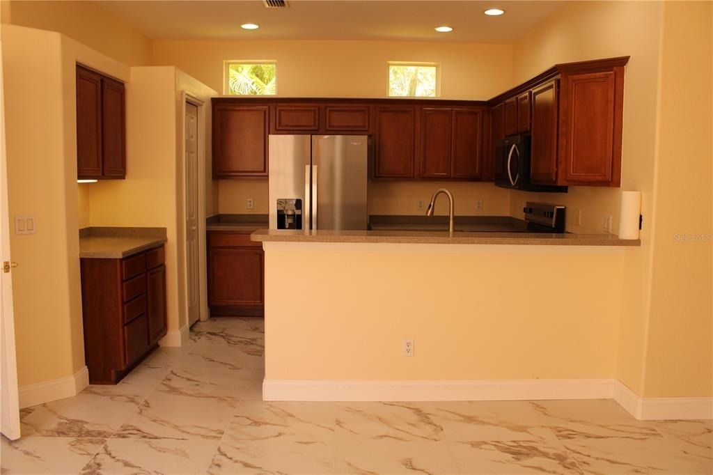 7803 33rd Street E - Photo 8