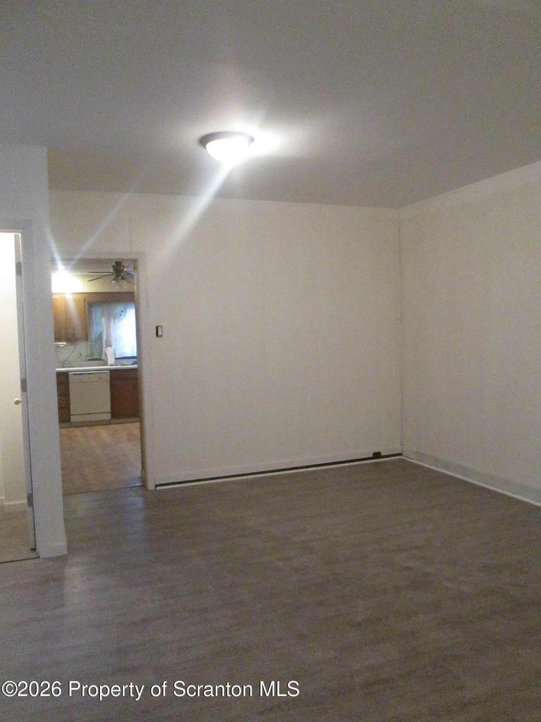 811 Cedar Avenue - Photo 4