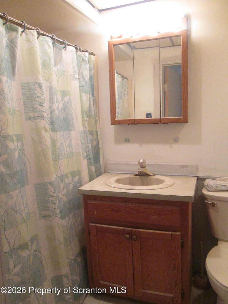811 Cedar Avenue - Photo 2
