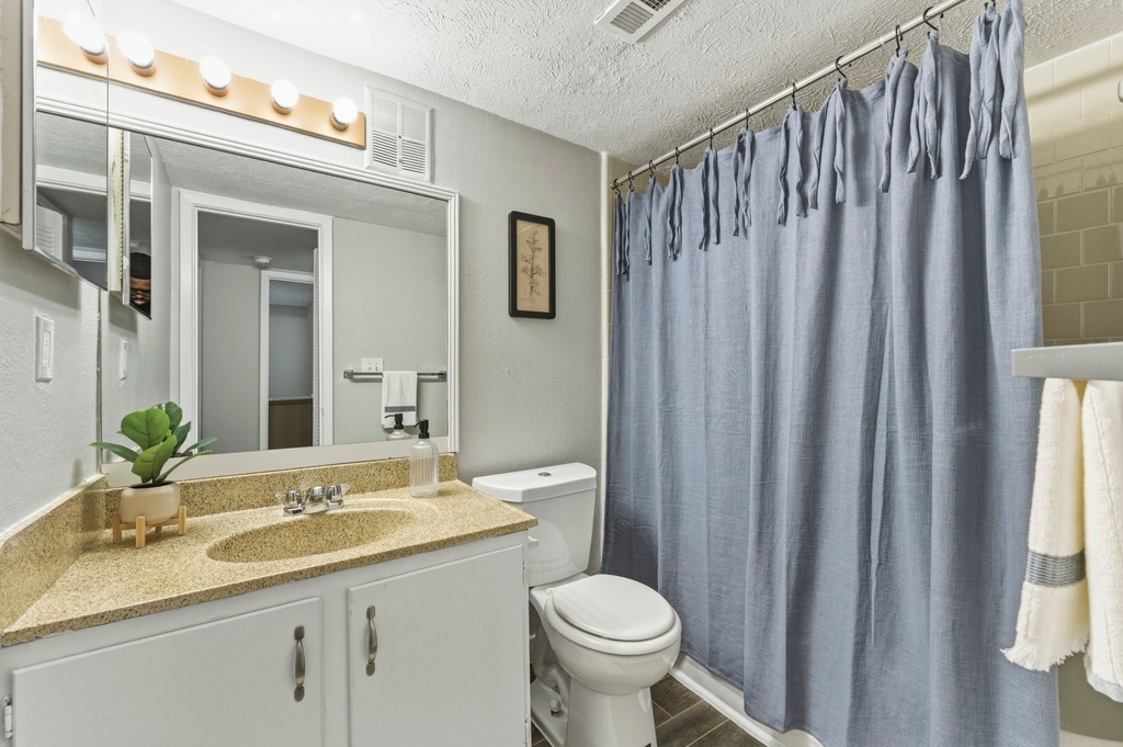 1750 Briarwood Road Northeast - Photo 10
