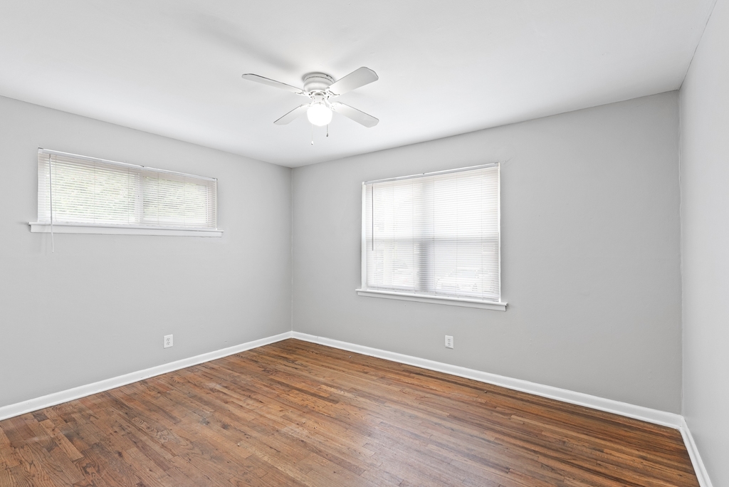 936 Mayson Turner Road Northwest - Photo 10