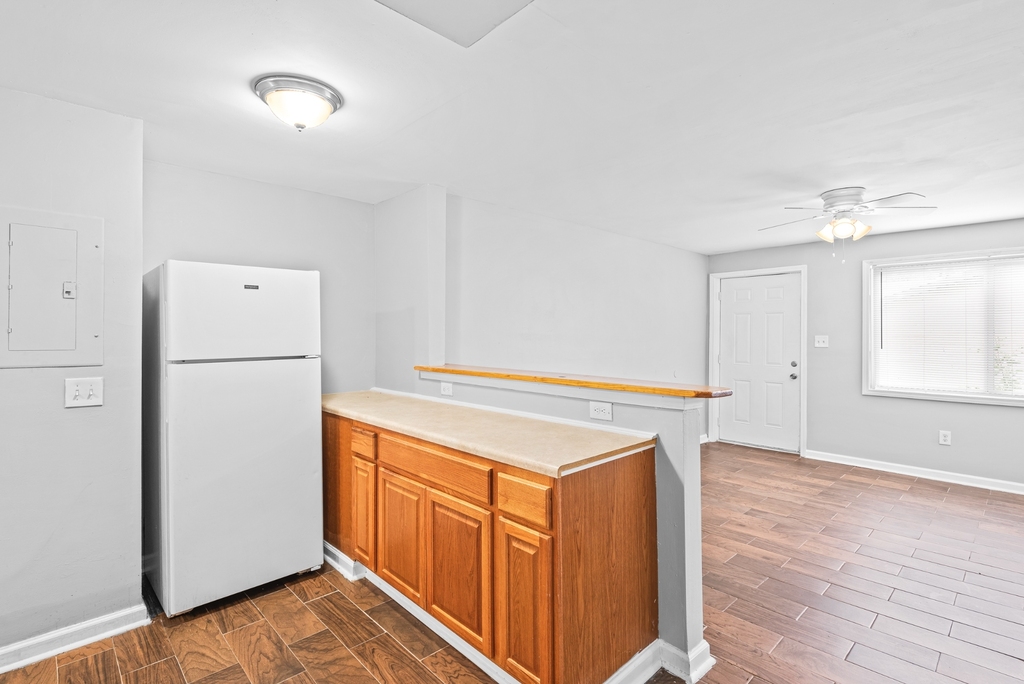 936 Mayson Turner Road Northwest - Photo 11