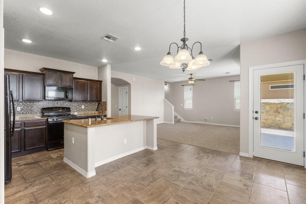 12664 Azulejos Street - Photo 6