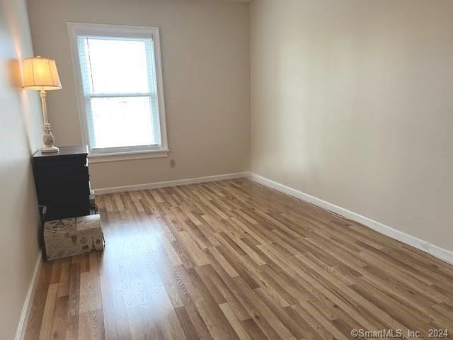 37 Greenwich Avenue - Photo 8