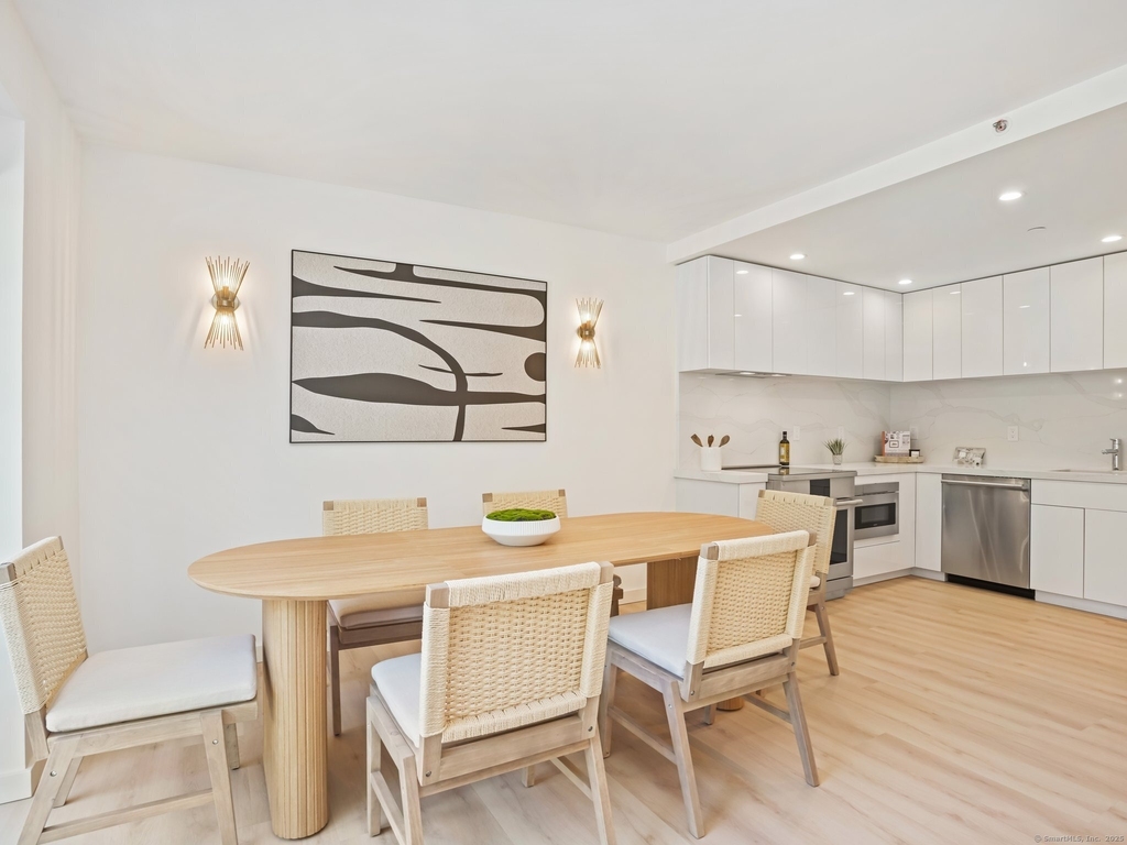 1188 King Street - Photo 15
