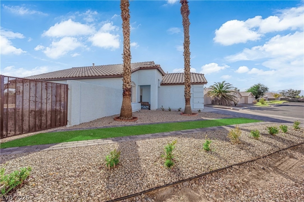 4016 Angel Face Street - Photo 4