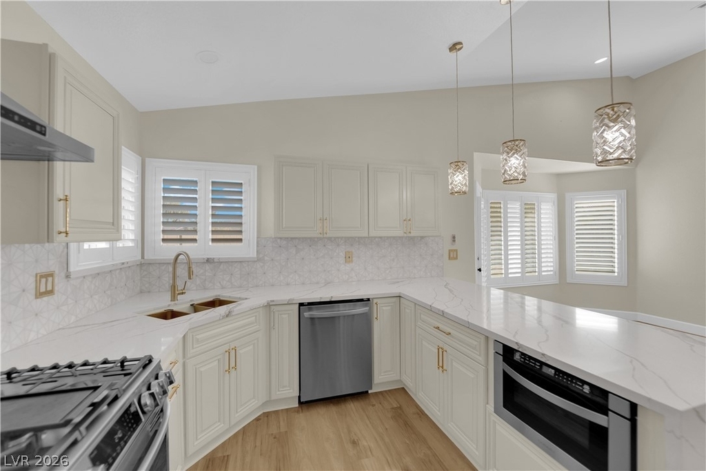 4016 Angel Face Street - Photo 13
