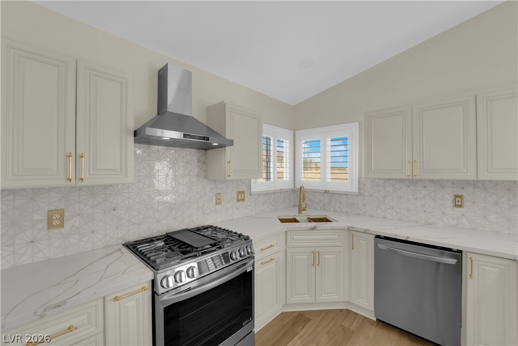 4016 Angel Face Street - Photo 15