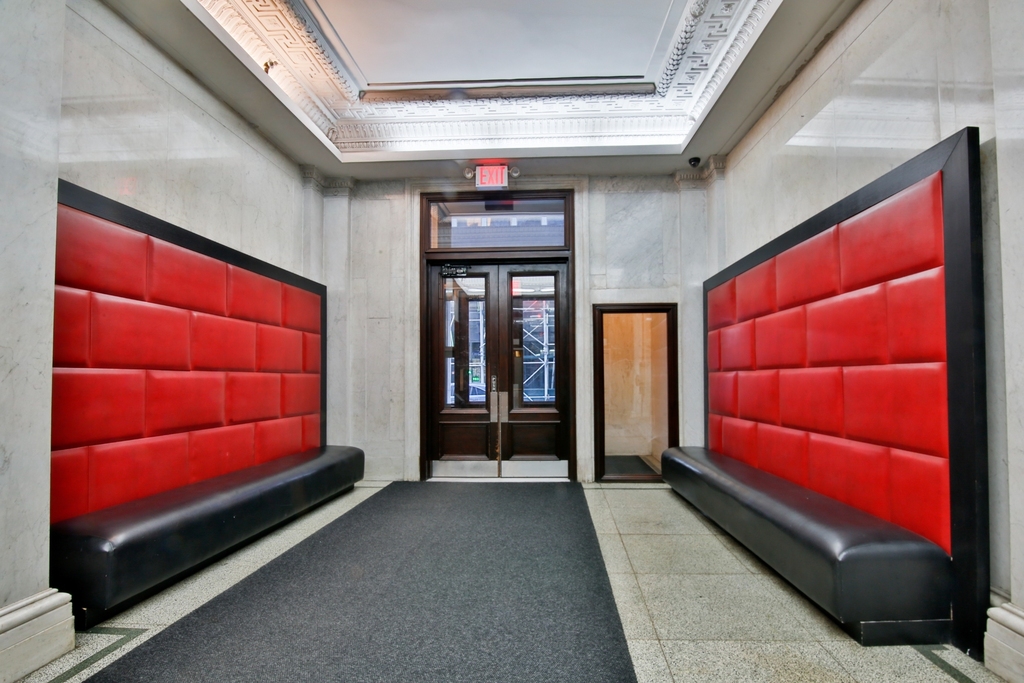 135 William Street - Photo 11