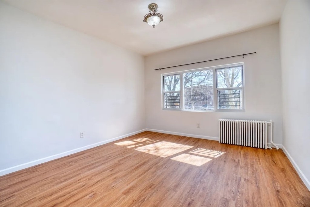 60-39 Maspeth Avenue - Photo 9