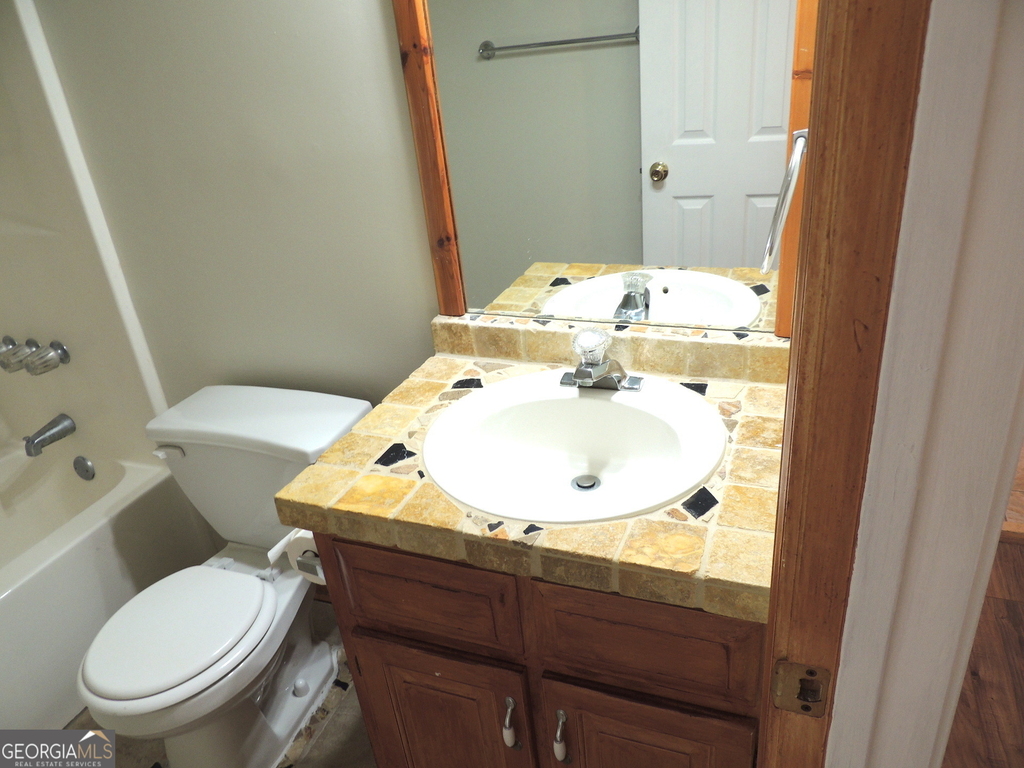 10 Brandon Drive - Photo 6