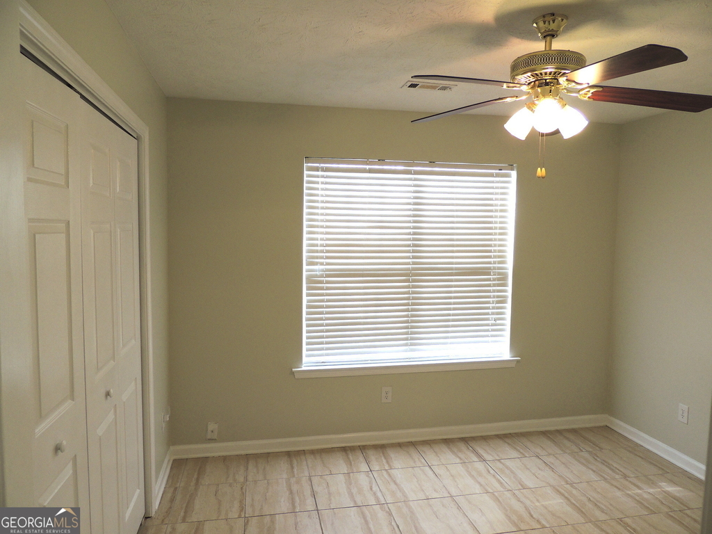 10 Brandon Drive - Photo 4