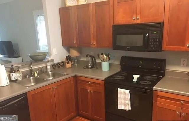 2060 Lakeside Drive - Photo 4