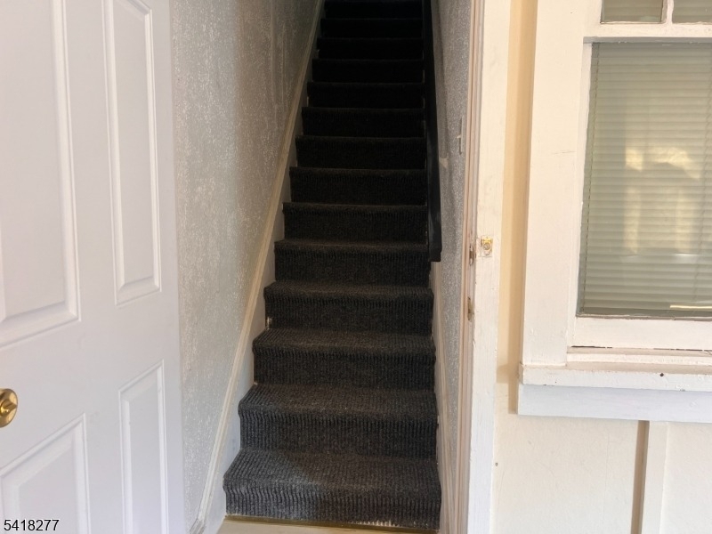 117 Ridgedale Ave - Photo 0