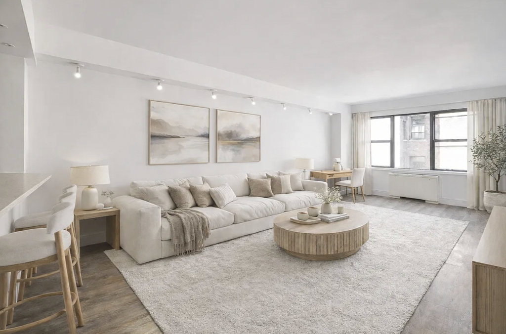 East 73rd Street - Photo 2