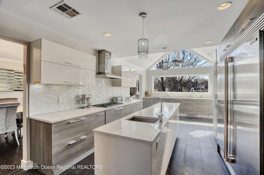 278 Lake Avenue - Photo 5