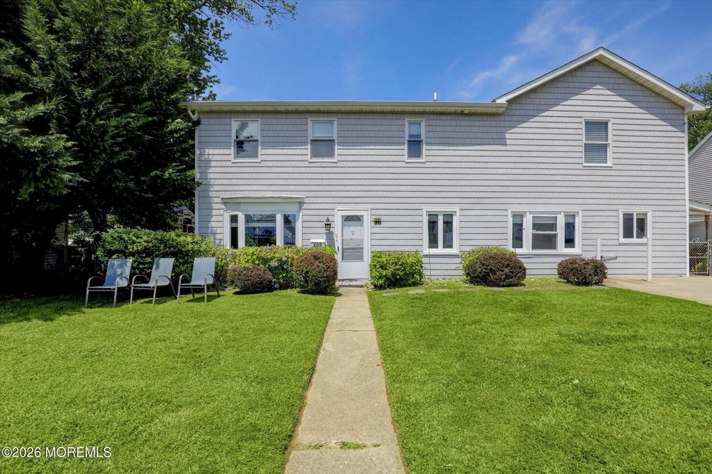 265 Norgrove Avenue - Photo 1