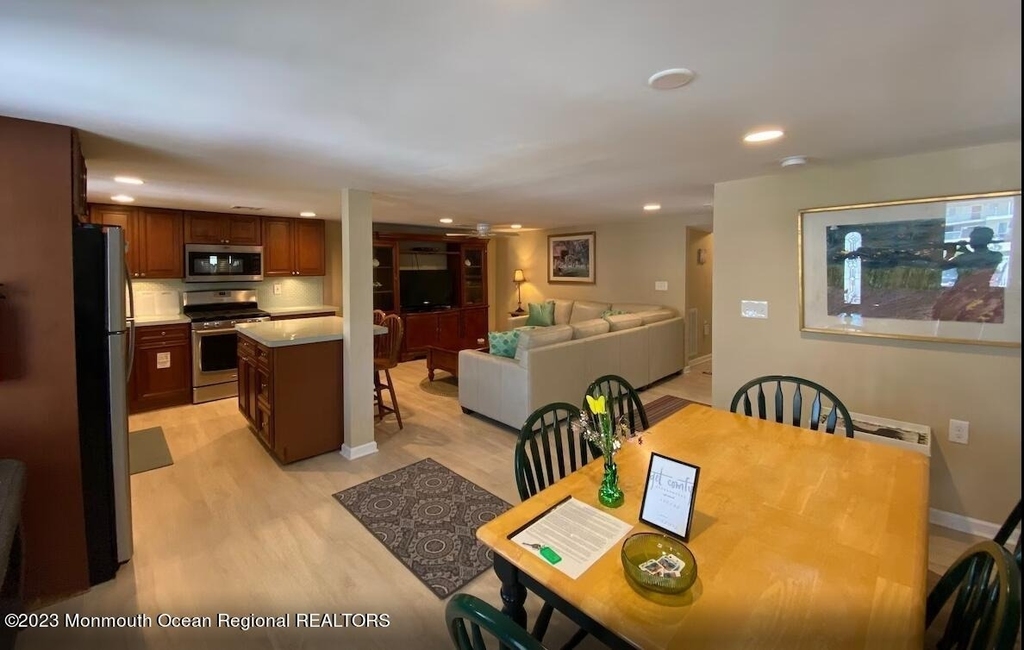 17 Sampson Avenue - Photo 3