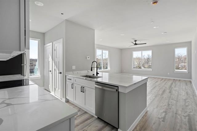948 S Corinth Street - Photo 4
