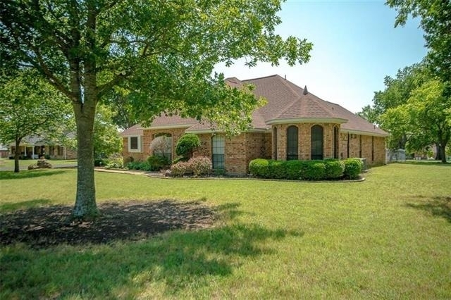 621 New Hope Road E - Photo 3