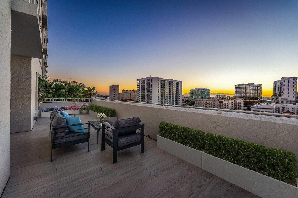 255 Evernia Street - Photo 31