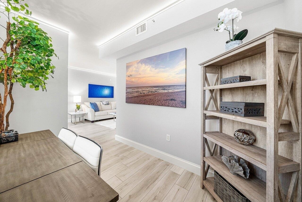 255 Evernia Street - Photo 11