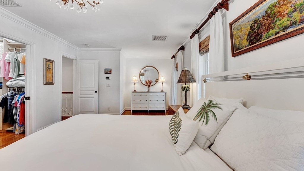 306 N Swinton Avenue - Photo 25