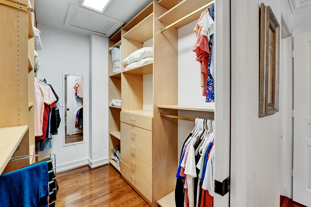 306 N Swinton Avenue - Photo 33
