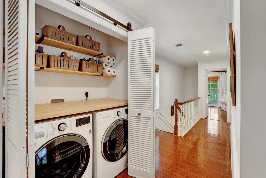 306 N Swinton Avenue - Photo 18