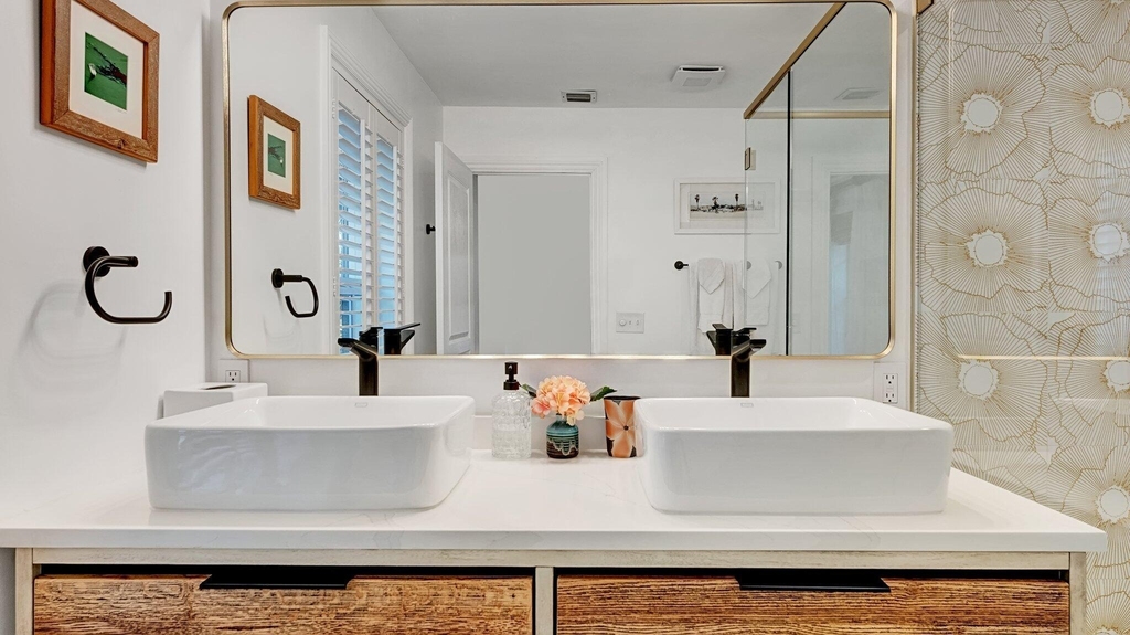 306 N Swinton Avenue - Photo 32