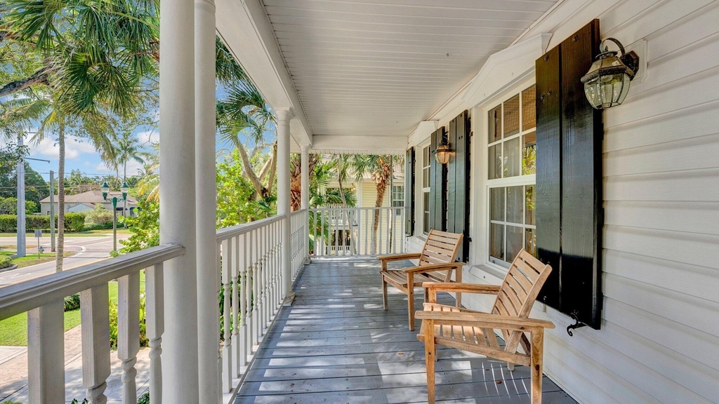 306 N Swinton Avenue - Photo 51