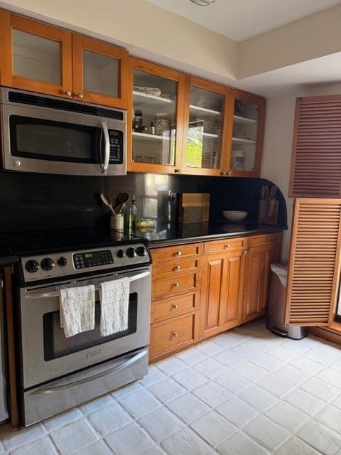 1700 Presidential Way - Photo 2