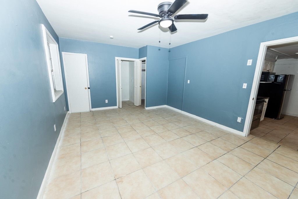 1230 Nw 180th Terrace - Photo 1