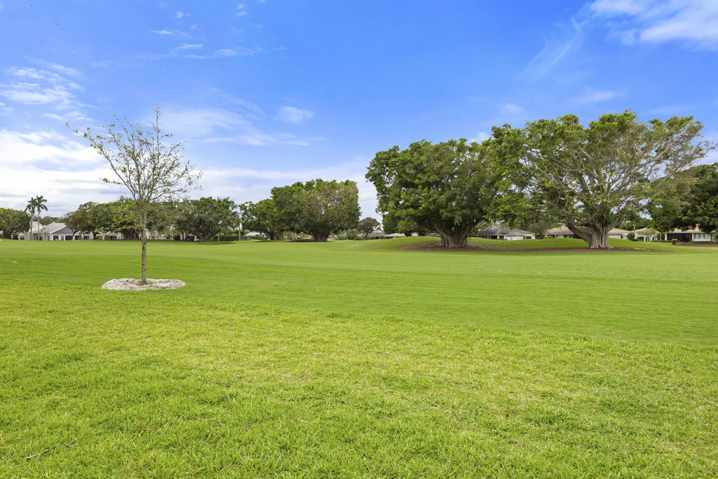 17235 Bay Street - Photo 37