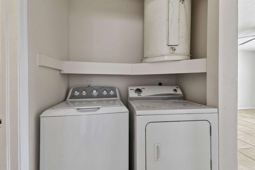1618 W 26th Court - Photo 13