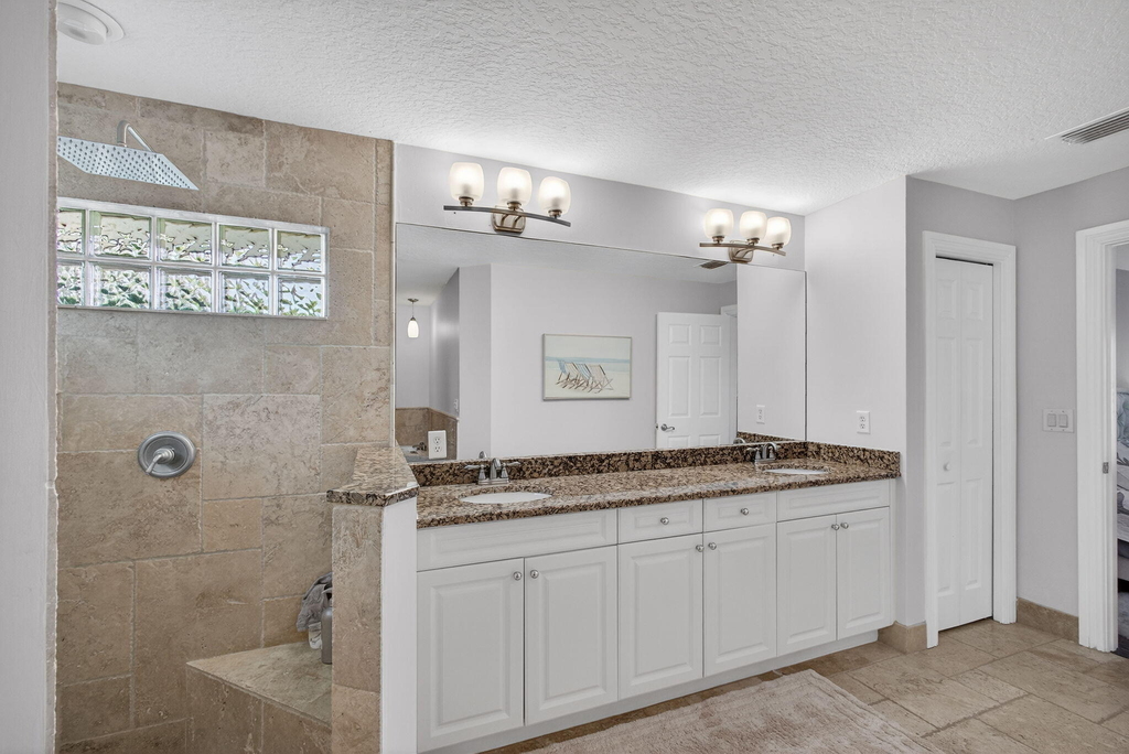 8075 Se Governors Way - Photo 18