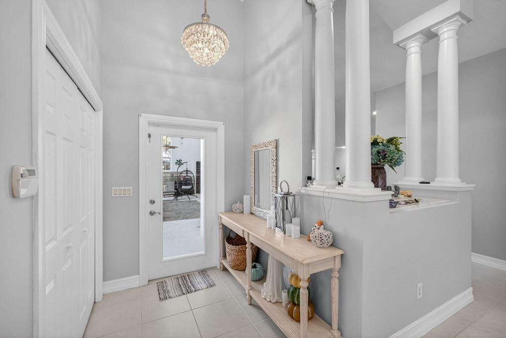 8075 Se Governors Way - Photo 4