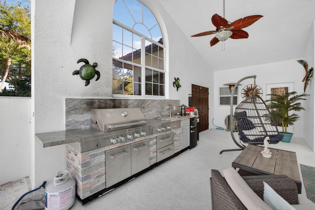 8075 Se Governors Way - Photo 3