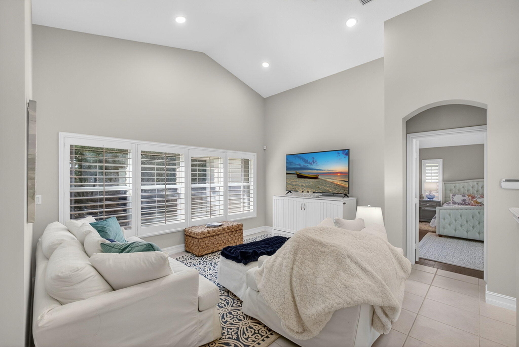 8075 Se Governors Way - Photo 13