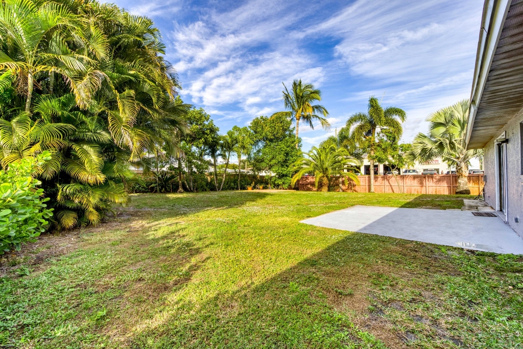 481 Sw Voltair Terrace - Photo 4