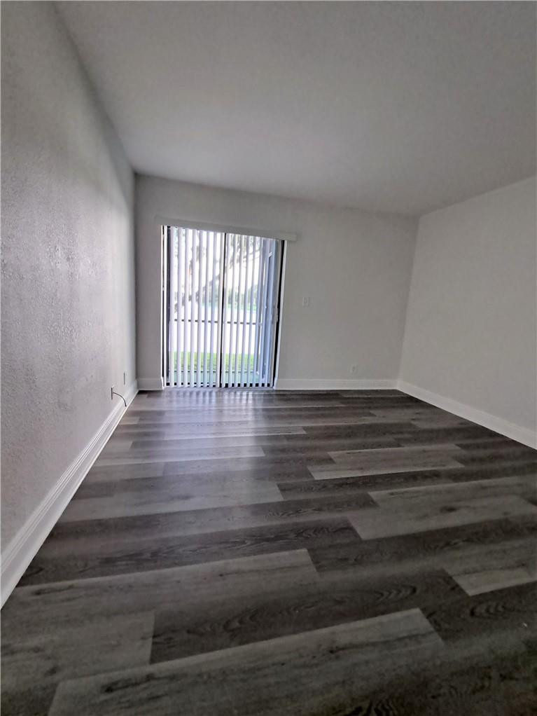 9838 Nob Hill Court - Photo 9